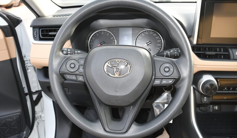 2023 Toyota RAV4 LE full