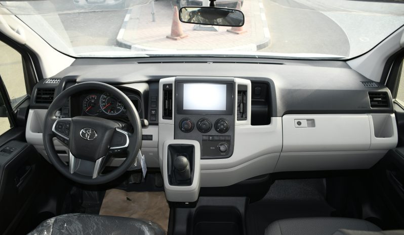 2025 Toyota HiAce 3.5L Manual full